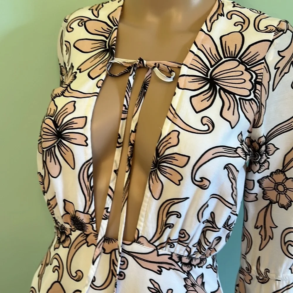 🩷 For Love and Lemons Ayla Dress - Picture 9 of 13